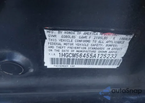 2005 Honda Accord 2.4 Lx z USA, uszkodzony, nr VIN 1HGCM56455A125233